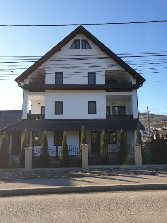 Pensiunea Sofia Gura Humorului Exterior foto